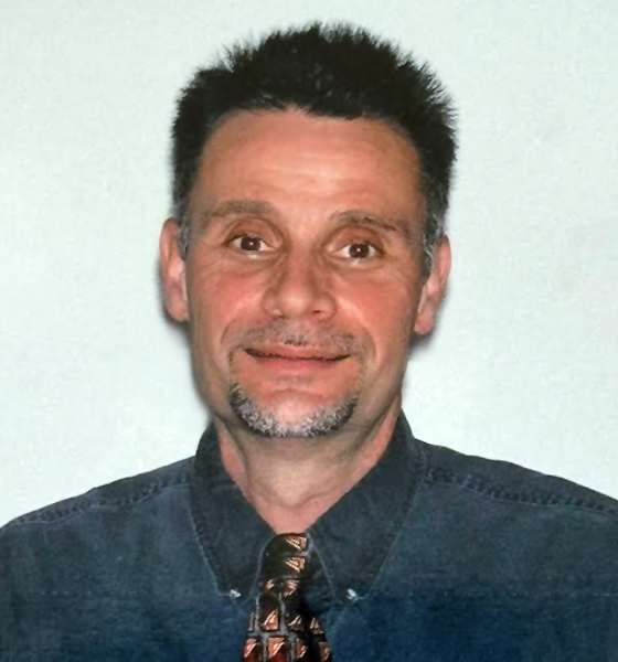 Dr. Federico Latimer